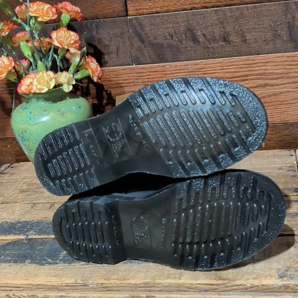 NWT Dr. Martens Black Leather Boots with Gold Stitching - Picture 9 of 10